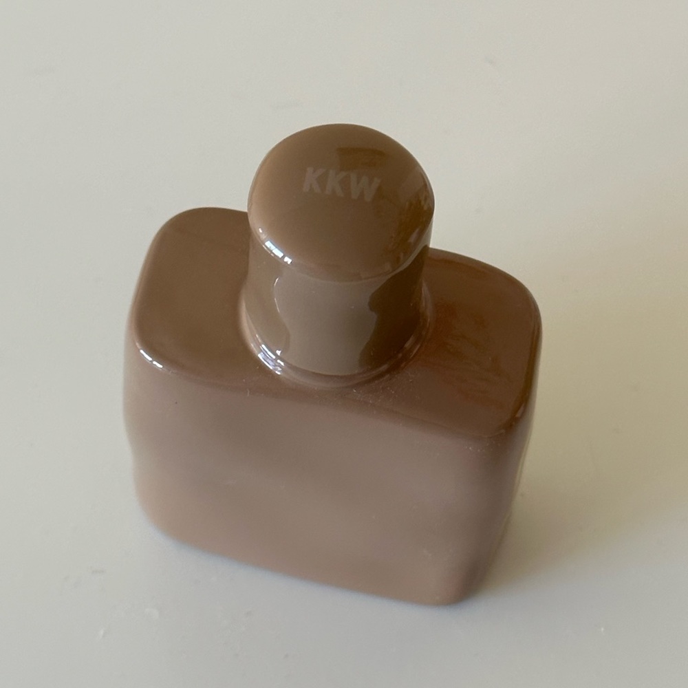 KKW Fragrance Nude Suede